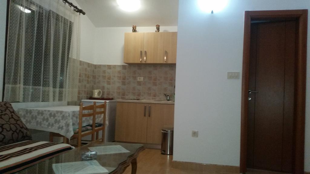 Apartments Zvicer - Milica 부드바 외부 사진