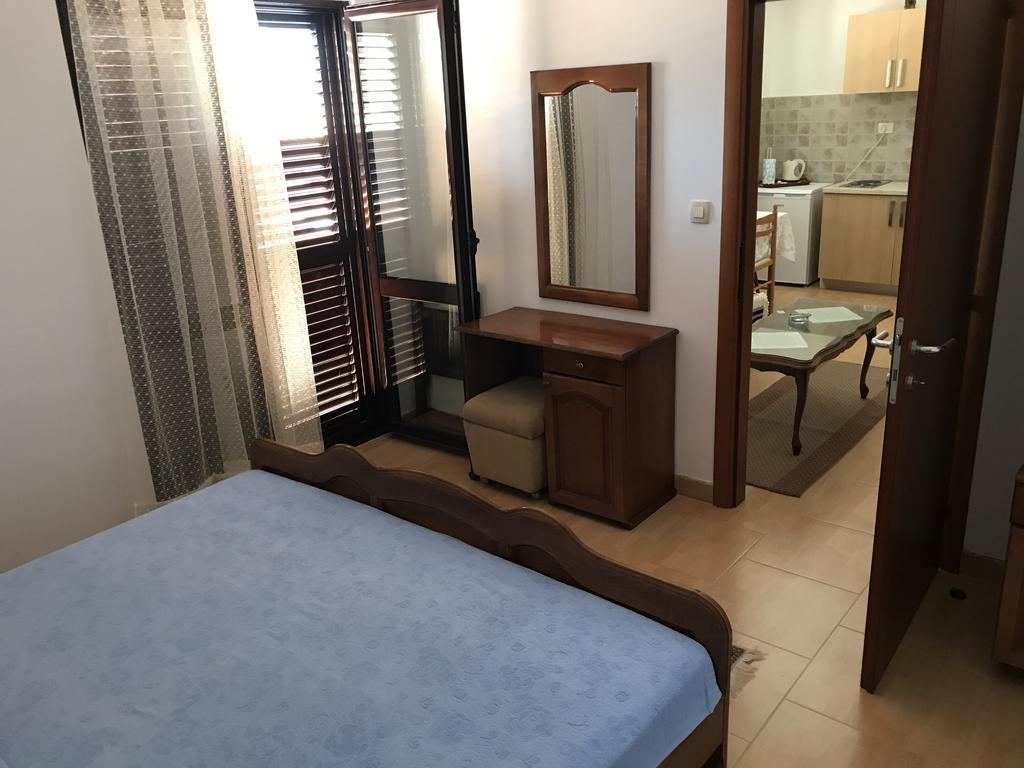 Apartments Zvicer - Milica 부드바 외부 사진