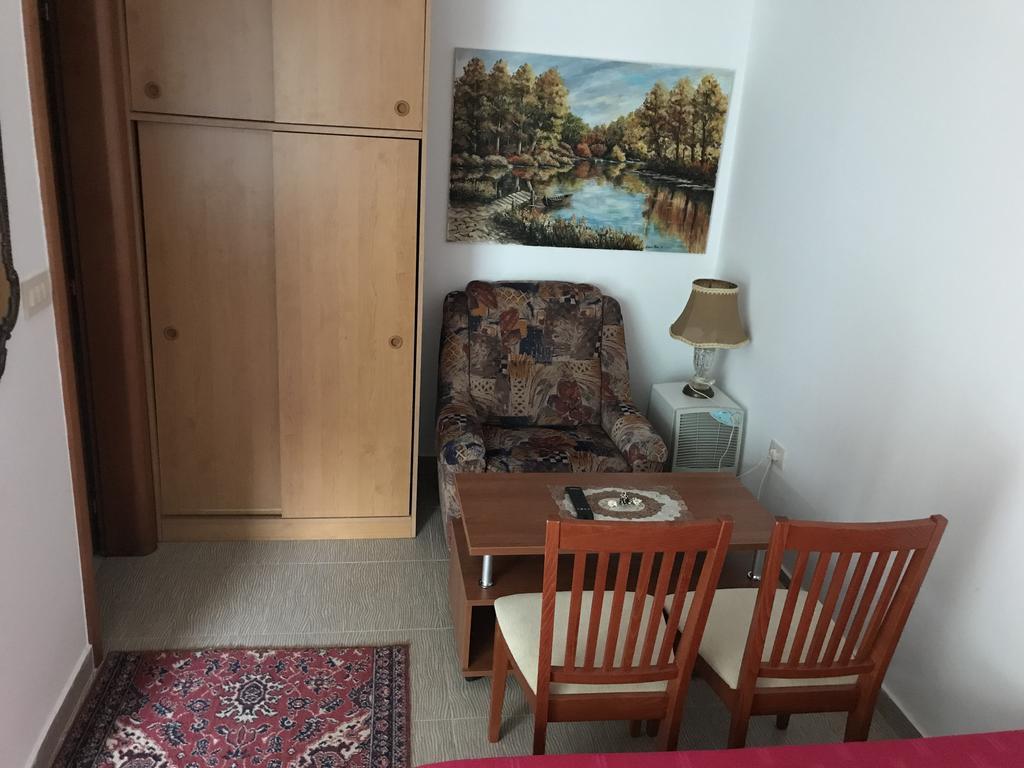 Apartments Zvicer - Milica 부드바 외부 사진