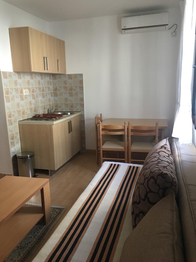 Apartments Zvicer - Milica 부드바 외부 사진